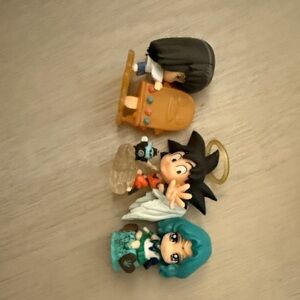 (Anime figure bundle) Goku, Kotaro Katsura & sailor moon Neptune